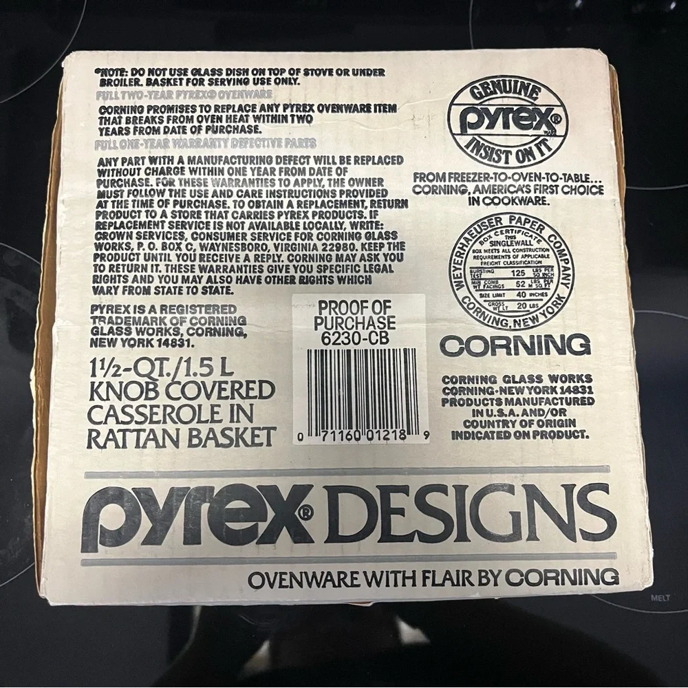 New in Box • 1987 Pyrex “Ovenware with Flair”‎